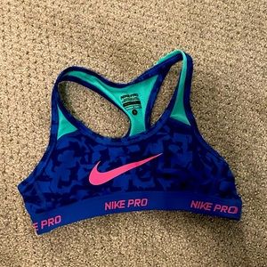 Nike pro bra
